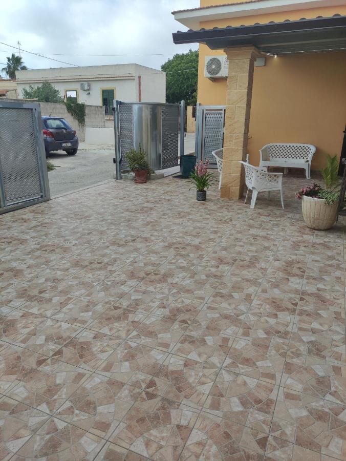 Casa Vacanze Nonna Tuzza Marsala Exterior photo